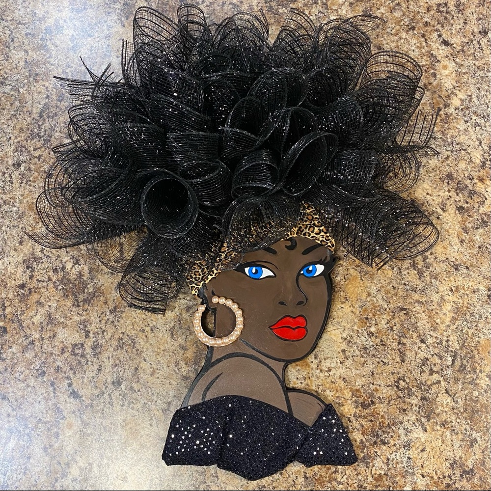 Diva wreath